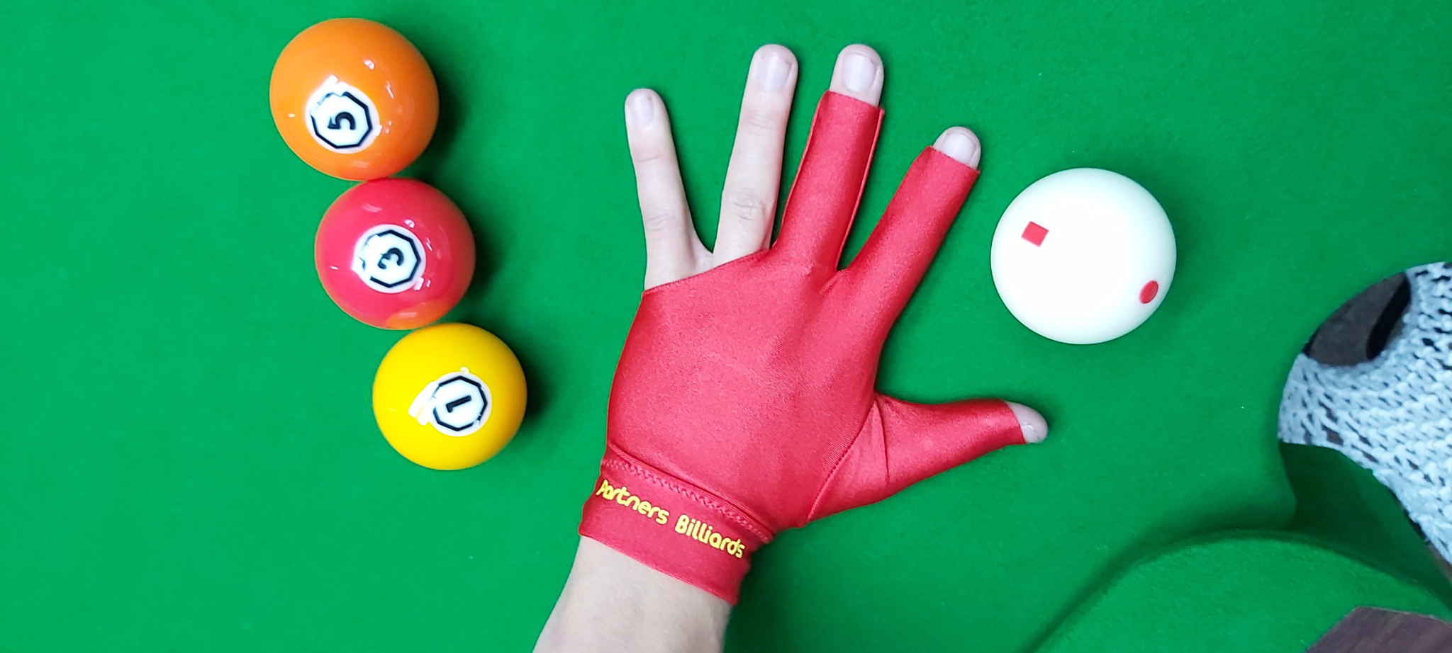 Rękawiczka bilardowa Partners Billiards Red Brizzon Sport